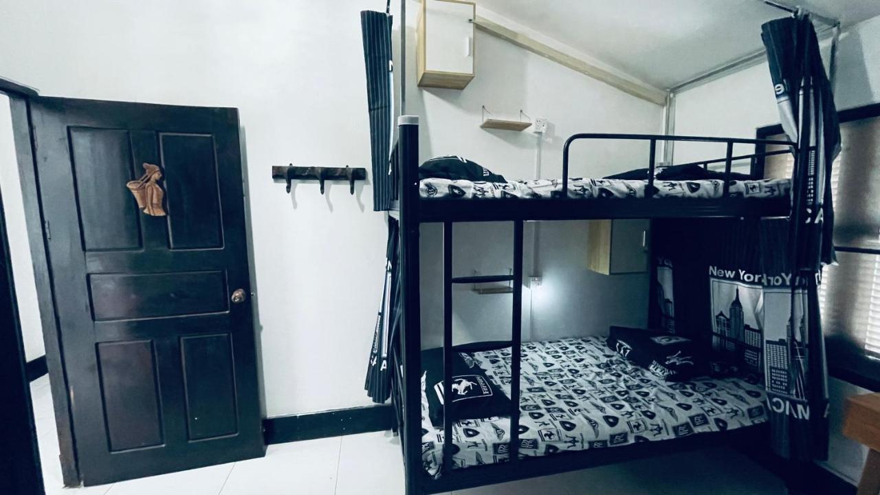 Meet Sunset Hostel Luangprabang Bagian luar foto