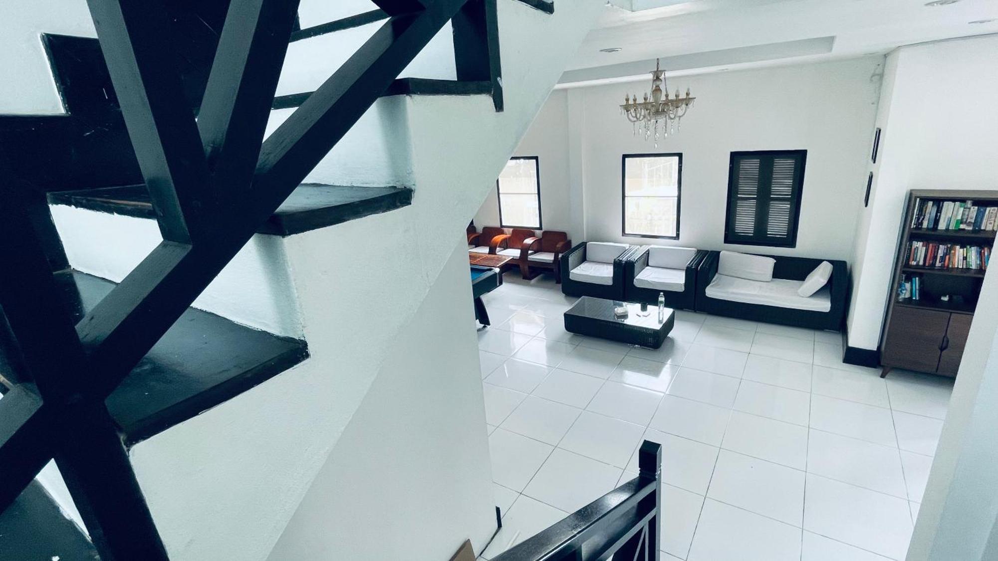 Meet Sunset Hostel Luangprabang Bagian luar foto